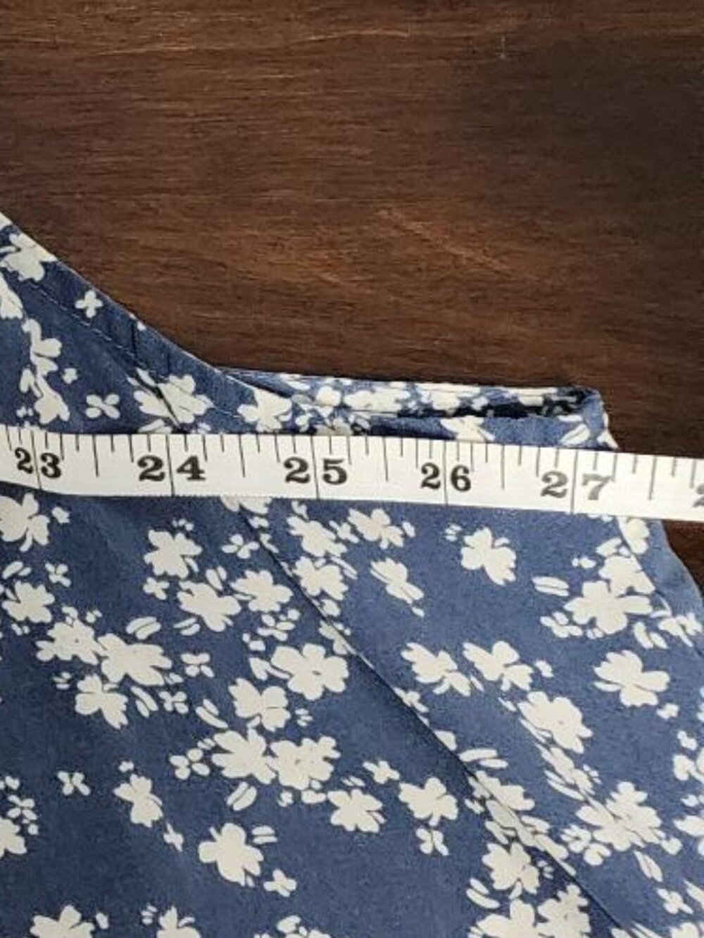 Monday Fun 3X Sleeveless Blue Floral Top - Picture 11 of 13